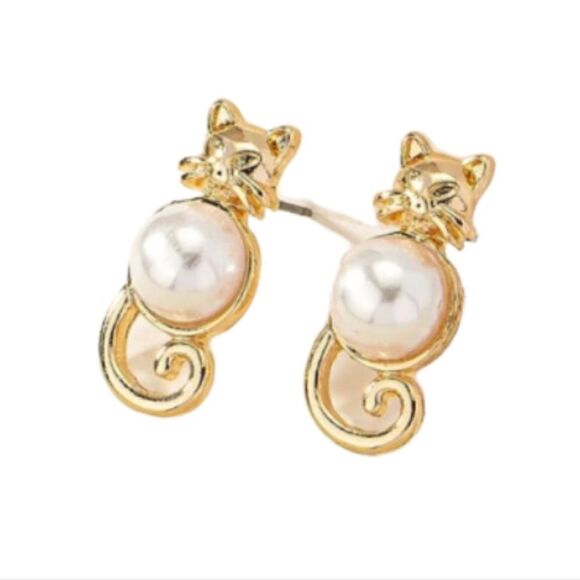 Cat Faux Pearl Earrings   - Picture 5 of 6
